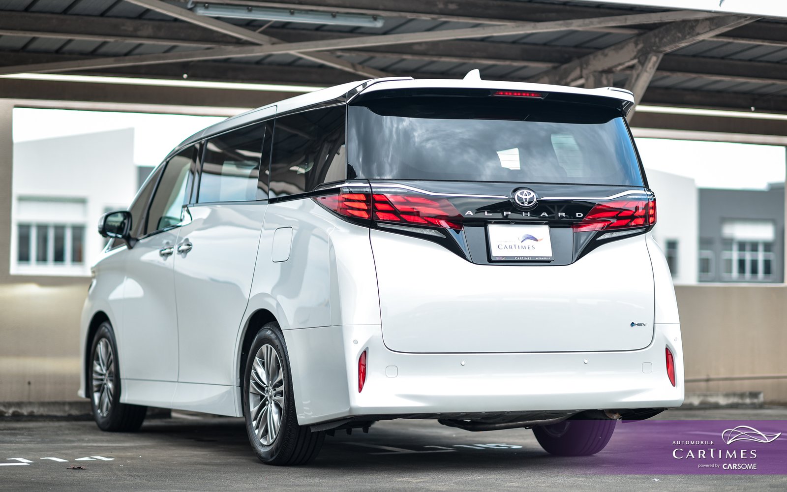 Toyota Alphard 2.5Z Hybrid photo 2